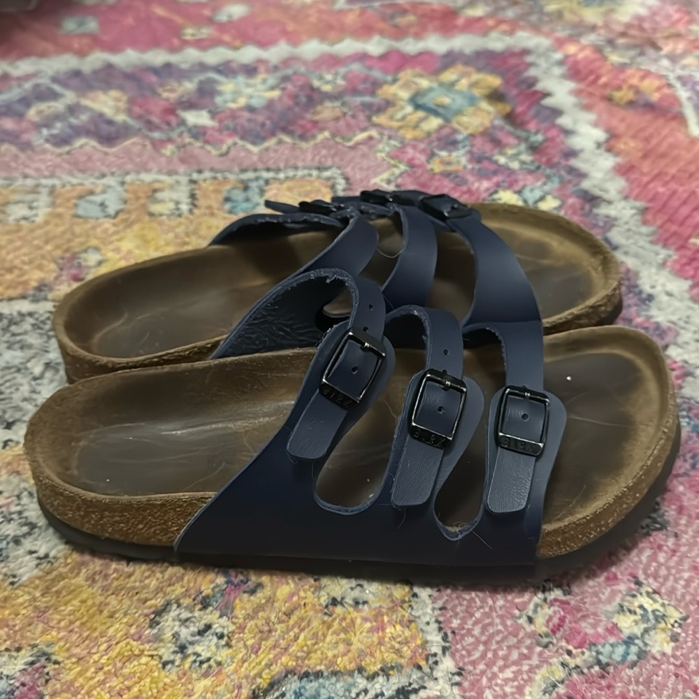 Birkenstocks 3 strap sandals size 38!